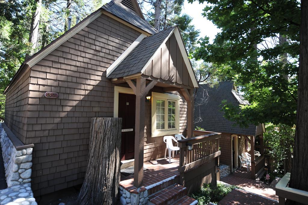 Saddleback Inn At Lake Arrowhead Exterior photo