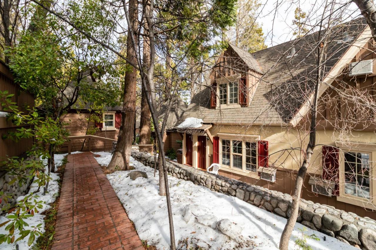 Saddleback Inn At Lake Arrowhead Exterior photo