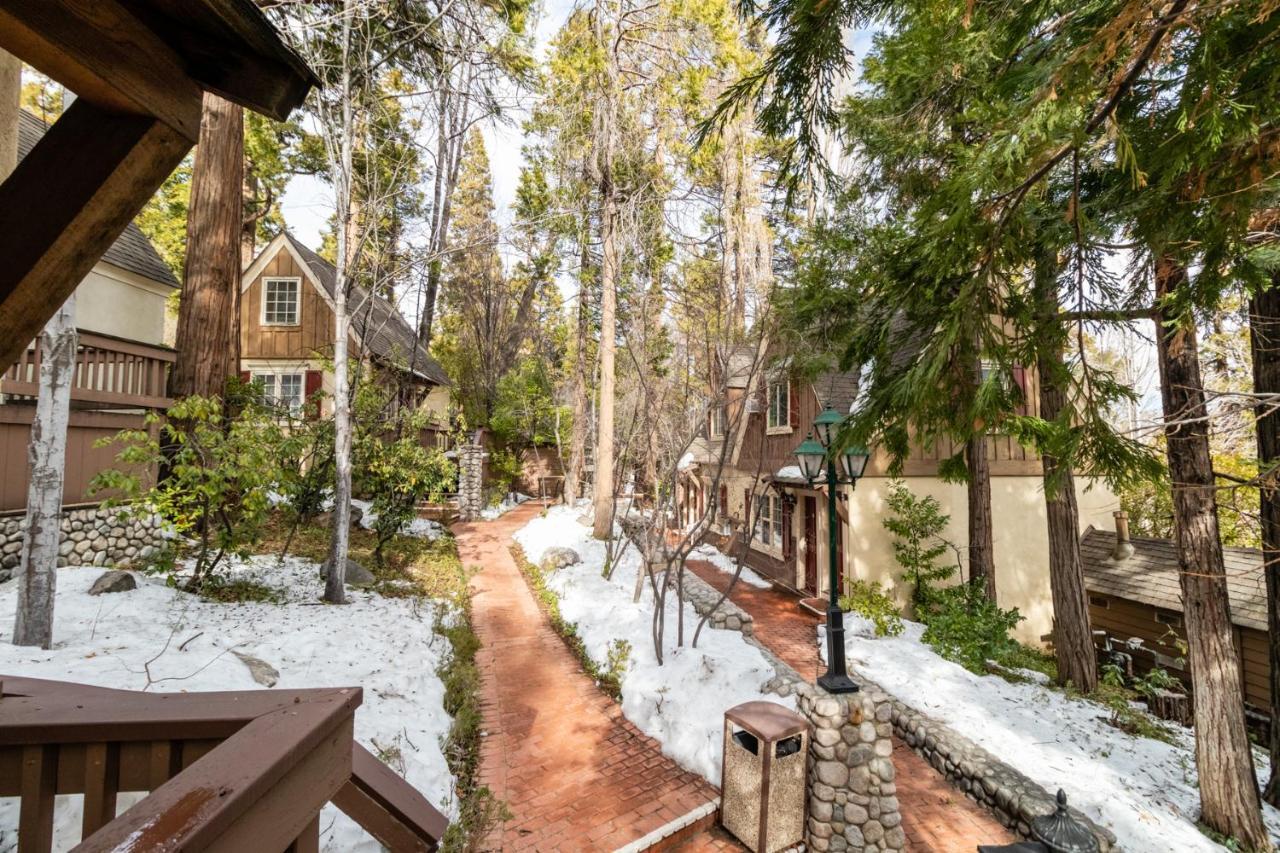 Saddleback Inn At Lake Arrowhead Exterior photo