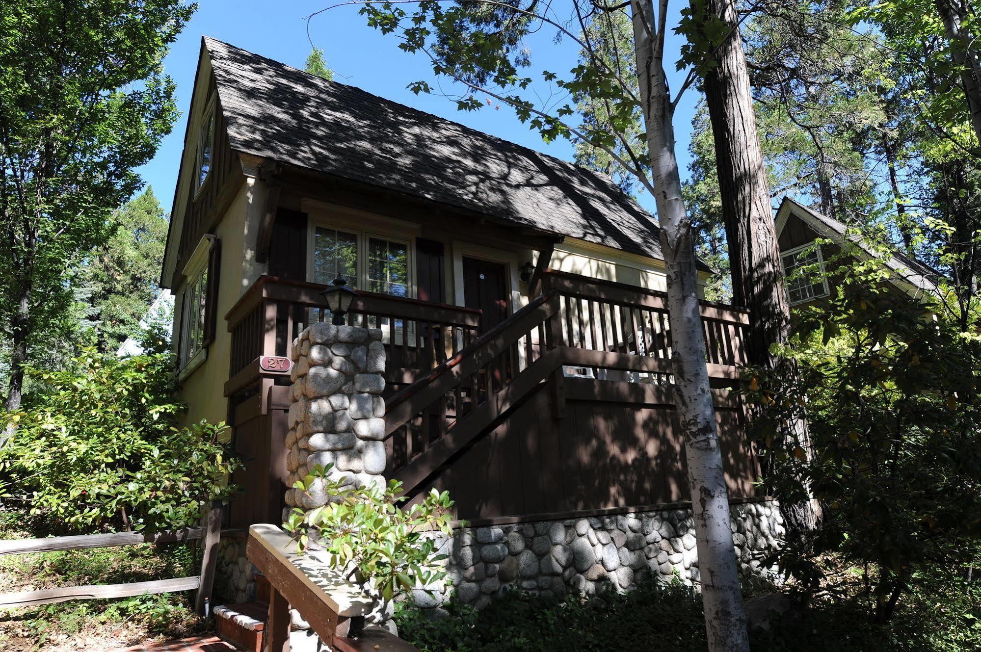 Saddleback Inn At Lake Arrowhead Exterior photo